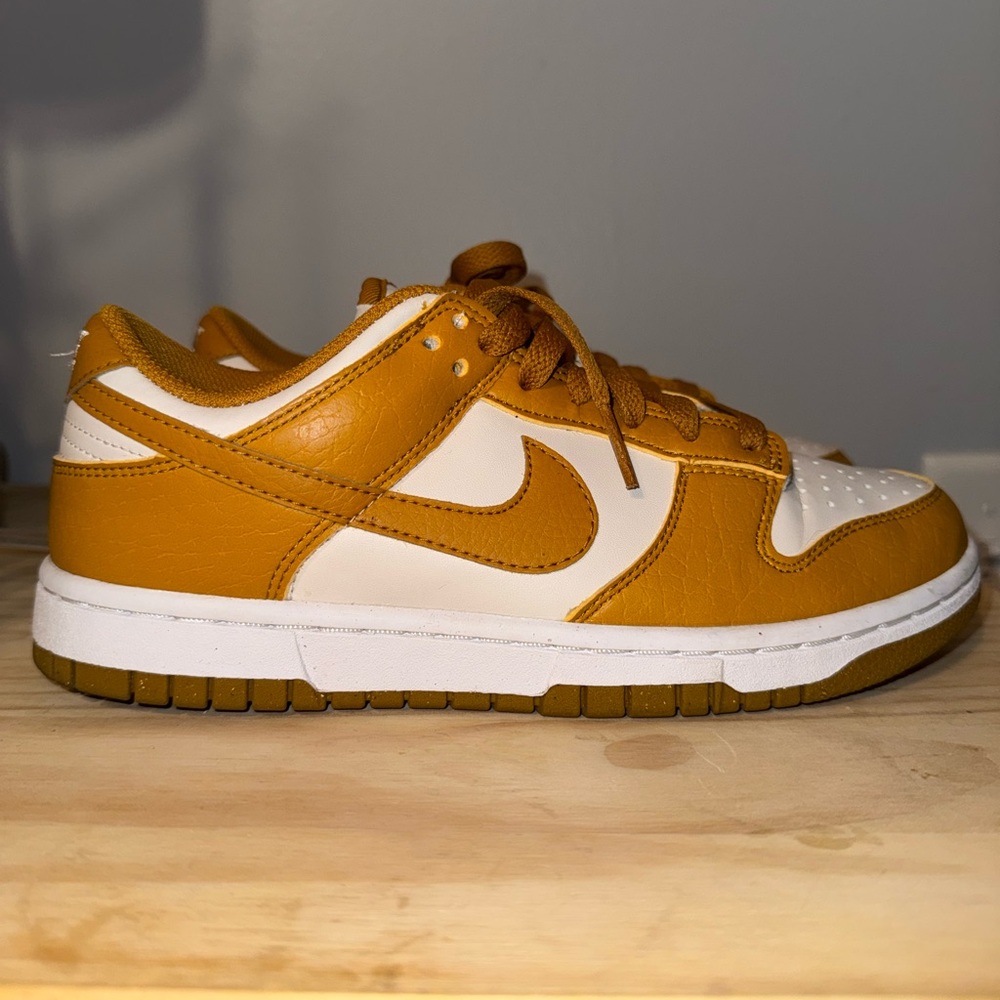 Nike Yellow Dunks - Picture 1 of 6